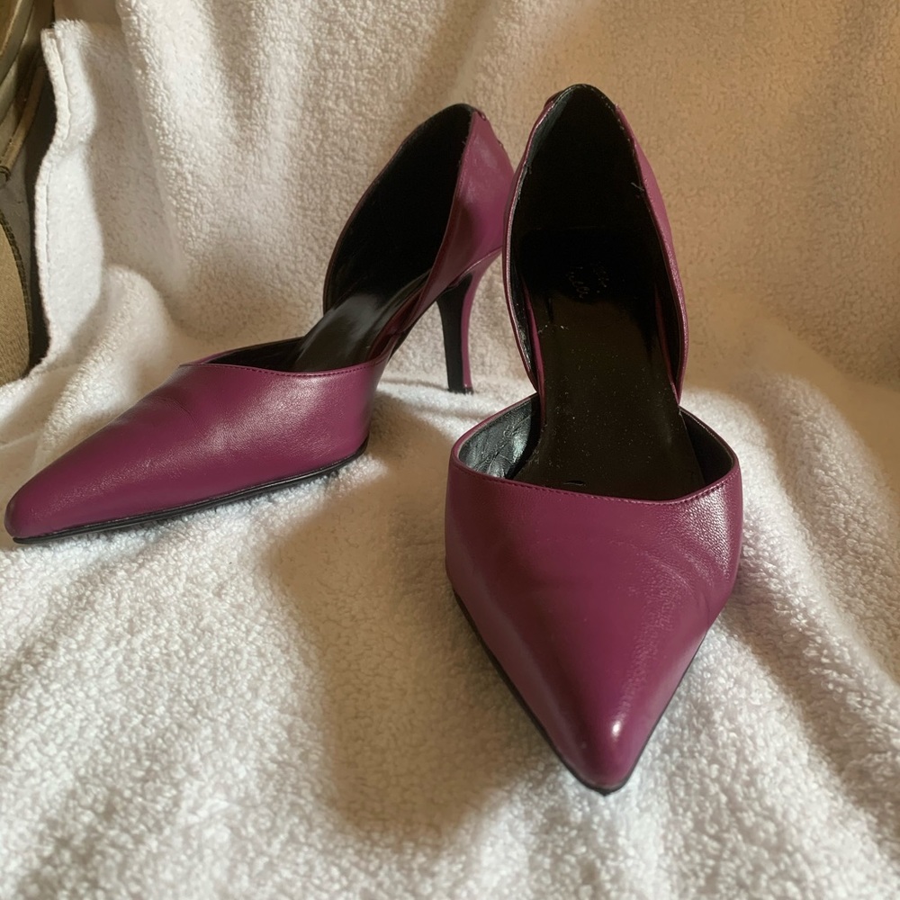 Susan Lucci purple heels